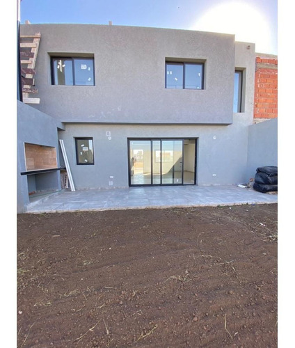 Imagen 1 de 10 de Duplex A Estrenar En San Ignacio Village - Manantiales