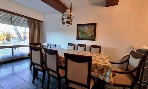 Casa En Venta Ubicado En Miramar, Costa Atlántica, Buenos