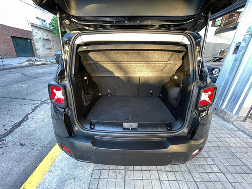 Imagen 11 de 12 de Jeep Renegade 1.8 Sport /// 2017 - 110.000km