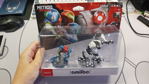 Amiibo Metroid Dread Samus + E.m.m.i. Novo Lacrado (Usado)