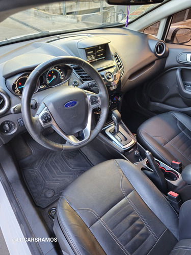Ford Fiesta Kinetic 1.6 Titanium Powershift 120cv