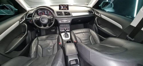 Imagem 9 de 14 de Audi Q3 1.4 Tfsi Ambiente Gasolina 4p S Tronic
