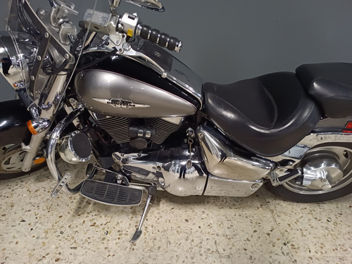 Suzuki Boulevard C90 1500c.c. Año 2005