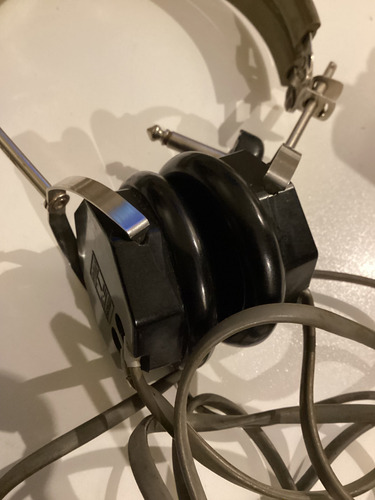 Antiguos Auriculares Marca Clevite. Metal Y Baquelita (Usado)