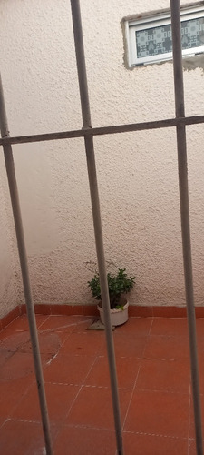 Casa En Alquiler De 1 Dormitorio En Goes