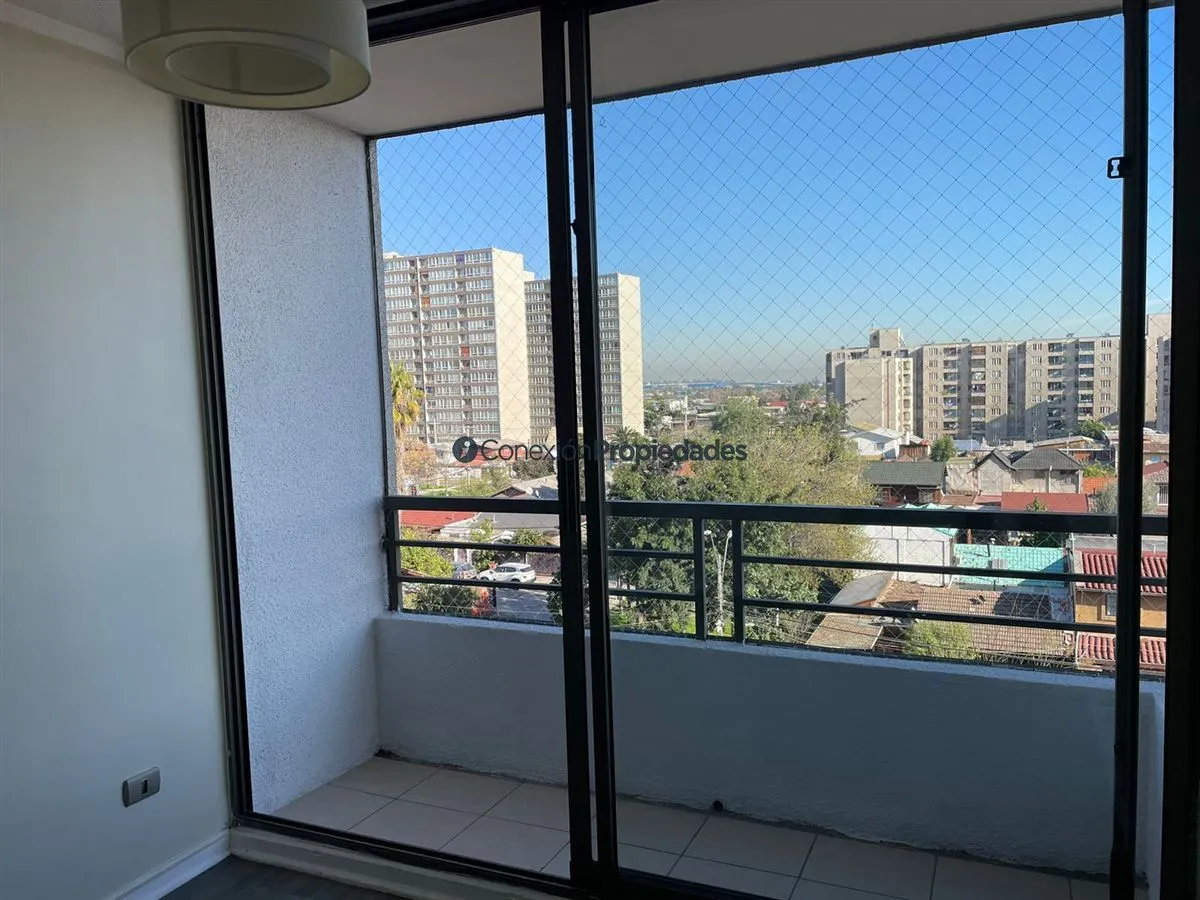 Imagen 2 de 12 de Departamento En Arriendo De 3 Dorm. En La Cisterna
