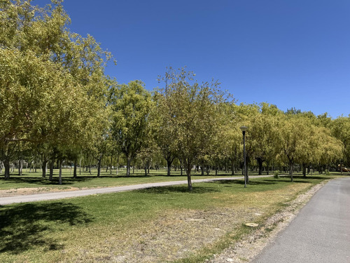 Vende Casa En Barrio Privado Los Olivos