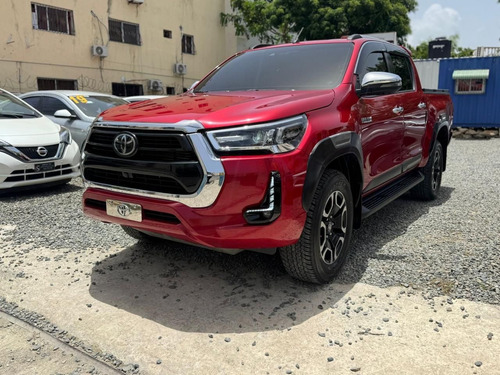 Toyota Hilux 2023 Garantía De Tres Años Financiamiento Disp