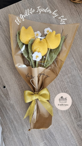 Ramo De Tulipanes Eternos A Crochet Amarillo