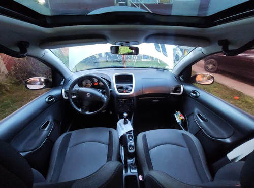 Peugeot 207 Quicksilver