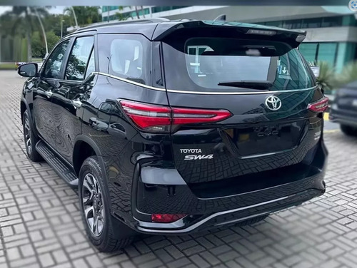 Toyota SW4 2.8 Srx 204Cv 4X4 7As At