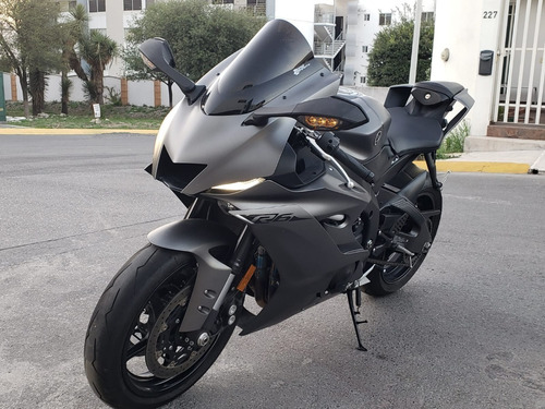 Yamaha R6 2018