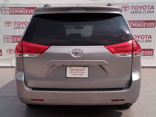 Imagen 6 de 15 de Toyota Sienna 2013 3.5 Xle Tela At