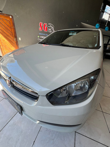 Fiat Grand Siena 1.6 16v Essence Flex Dualogic 4p