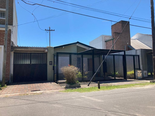 Imagen 1 de 7 de Casa En Venta En Gonnet