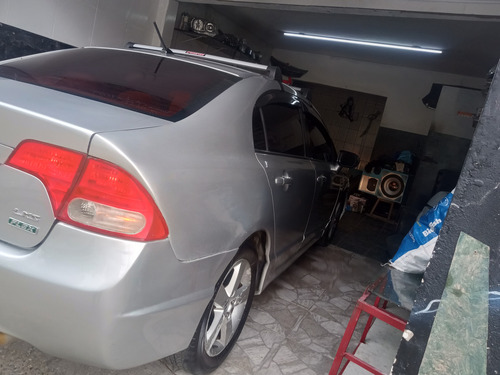 Honda Civic 1.8 Exs Flex Aut. 4p