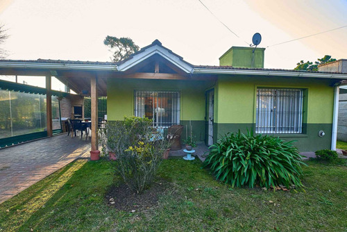 Imagen 2 de 20 de Excelente Casa De 3 Ambientes En Venta En Ranelagh
