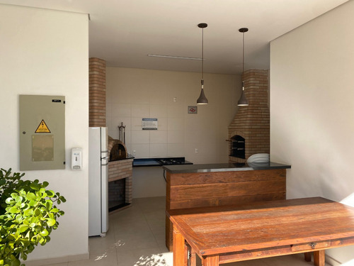 Ótimo Apartamento Em Atibaia! 2 Quartos (1 Suíte) Já Com Ar Condicionado Na Sala E Suite. Benheiros Prontos E Cozinha Planejada!