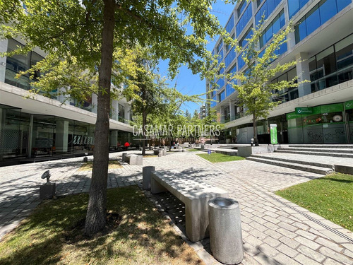 Gran Oficina En Arriendo Privado Y Sala De Reuniones