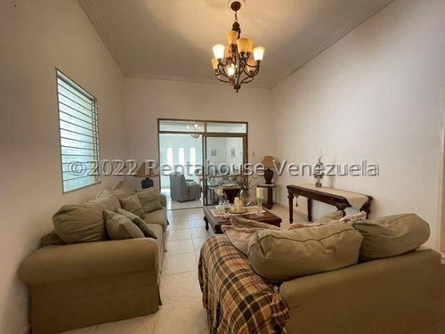 Imagen 2 de 13 de Casa Ubicada En Zarabon, Muy Bien Distribuida En Una Superficie De 2.286mts3, Con Muy Buenos Acabados. #22-15286.