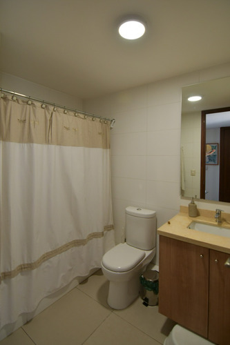 Arriendo Dpto Cercano A Costanera Sur, Vitacura