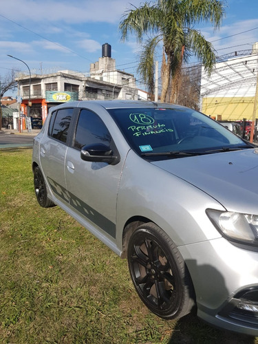 Imagen 2 de 9 de Renault Sandero Rs