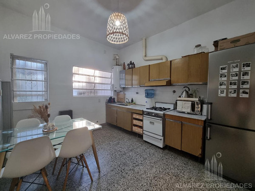Imagen 6 de 29 de Casa 3 Ambientes Venta Castelar