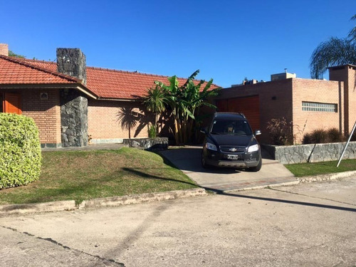 Imagen 18 de 26 de Casa Con Pileta Para 6/8 Personas En Excelente Ubicación: Bº Residencial, A 10 Cuadras Del Centro