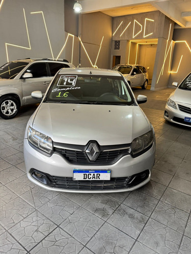 Renault Logan 1.6 Expression Hi-power 4p