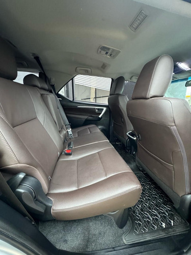 Toyota Hilux SW4 2.8 Srx 177cv 4x4 7as At