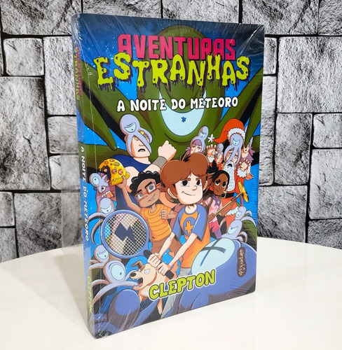 Livro Aventuras Estranhas : A Noite Do Meteoro ( Lacrado )