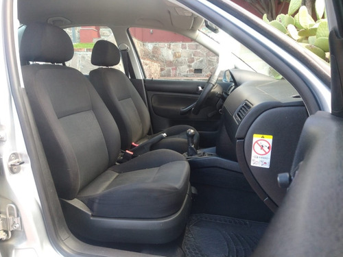 Imagen 12 de 15 de Volkswagen Jetta 2.0 Clasico Cl Tm