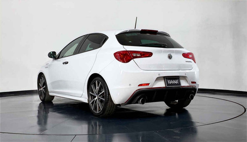 Imagen 5 de 15 de 108699 - Alfa Romeo Giulietta 2019 Con Garantía