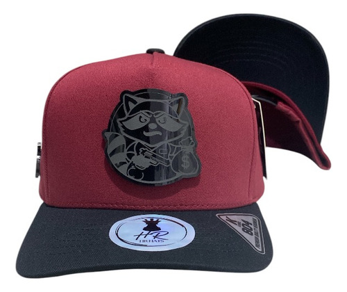 Gorra Mapache Placa Premium Tinto Visera Negra Ajustable