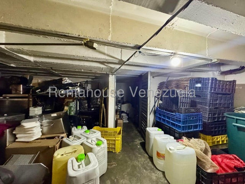 Local Comercial En Alquiler Equipado Para Lunchería Y Pizzería, Chacaito 25-22309 Ss