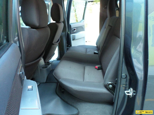 Imagen 23 de 25 de Mazda Bt 50 2010