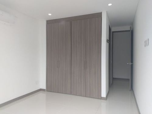 Imagen 13 de 17 de Apartamento En Arriendo Buque 476-2062