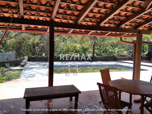 Imagen 17 de 20 de Casa En Venta En El Parral