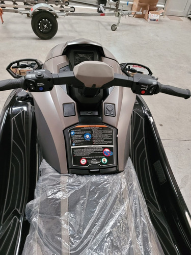 Imagen 13 de 15 de Moto De Agua Yamaha Gp1800r Svho Turbo 270 Hp 2022, C-audio