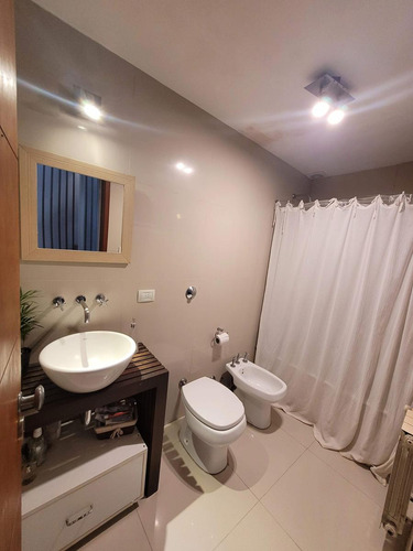 Casa En Venta En Villa Elisa 3 Dormitorios Pileta Parque Moderna