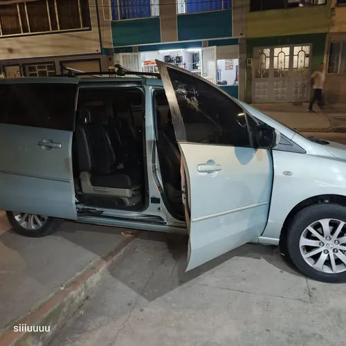 7 Puestos Motor 2.0 Soat Y Tecno Nuevo Listo Para Traspaso