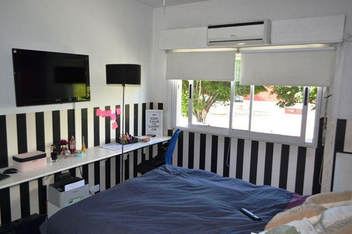 Imagen 4 de 13 de Al Frente Con Balcon - Muy Luminoso - Patio Y Terraza Comun - Excelente Ubicacion