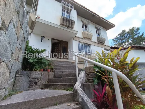 Se Vende Casa En Prados Del Este