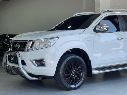 Nissan Frontier LE CD 4x4 2.3 Bi-TB Diesel Aut.