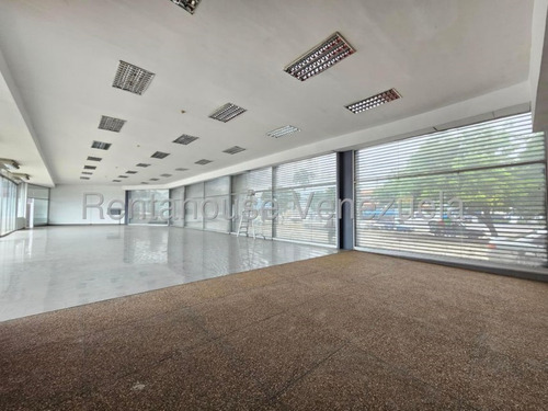 Valeria Chong Local Alquiler Barquisimeto Lara Zona Industrial Comercial Economico Codigo Inmobiliaria Rent-a-house 25-17241