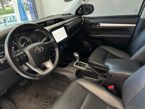 Toyota Hilux HILUX CD SRX 4X4 2.8 TDI 16V DIESEL AUT.