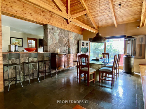 Casa En Condominio En Venta En Lo Barnechea