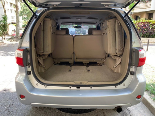 Toyota Fortuner Sr 7ptos 4x4