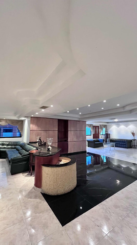 Penthouse En La Trigaleña Resd Palulu Remax Urbe José Armas