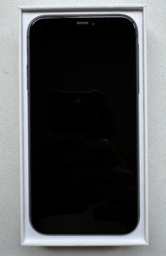 Apple iPhone 11 (128 Gb) - Negro (Usado)